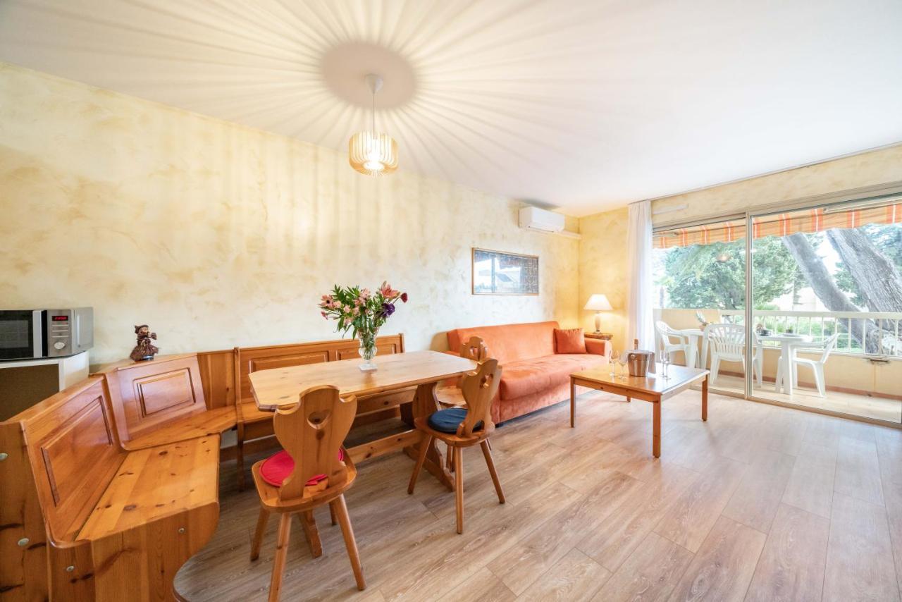 Spacious Apartment At A 5 Min Walk From The Beach Antibes Luaran gambar